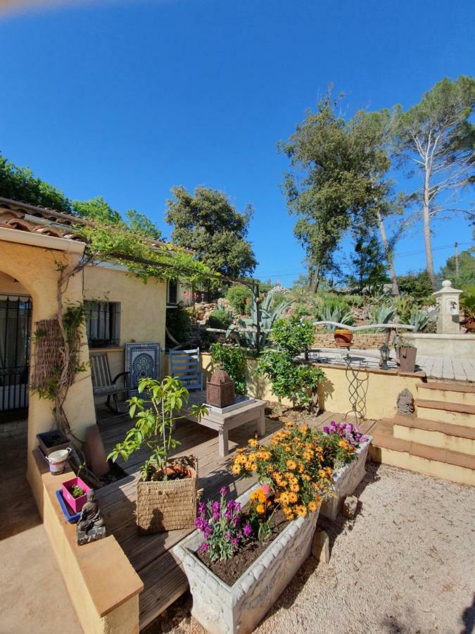 1262 Chemin Des Pignatelles Apartment *